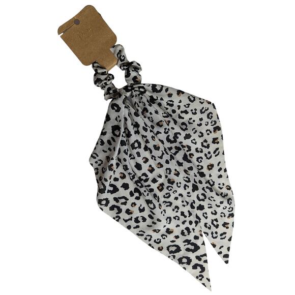 Leopard Print Hair Tie and Scrunchie Ponytail by Berry - Picture 7 of 7